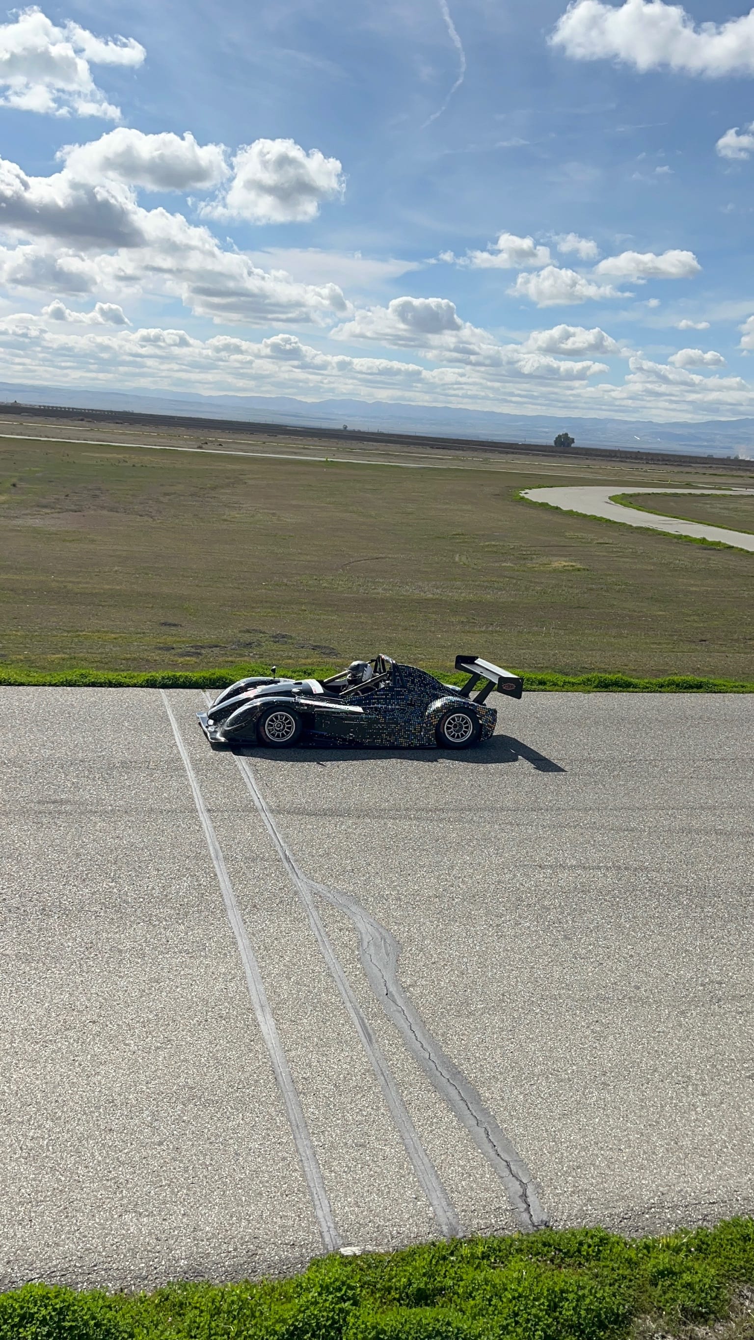 The FastLane Radical SR1 sports racer at Buttonwillow Raceway Park.